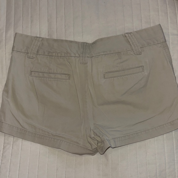 J. Crew Women's Beige Shorts - Picture 4 of 4